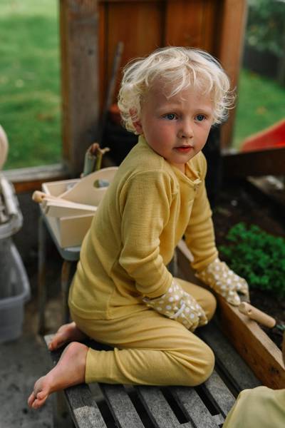 Gullkorn design, Billie ullgenser dus sitron