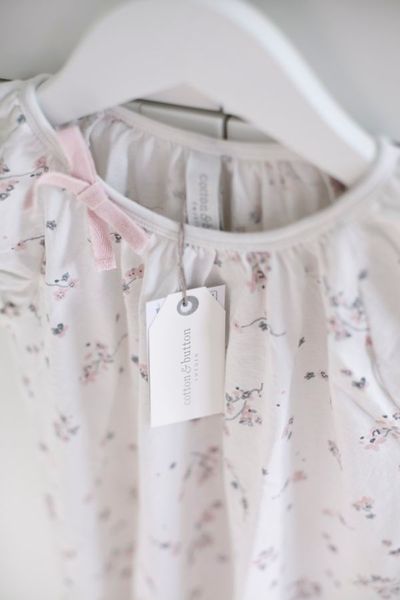 Cotton & Button, nattkjole kirsebærblomster økologisk bomull